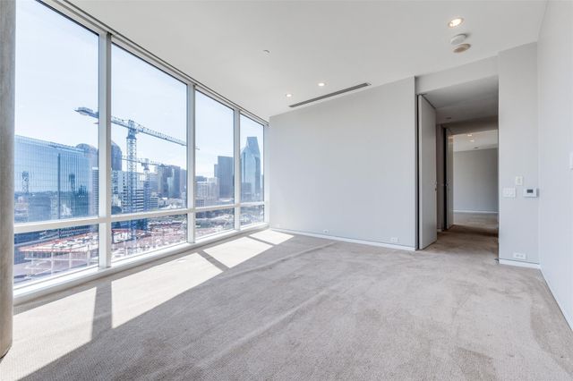 2430 Victory Park Lane 1809, Dallas, TX 75219