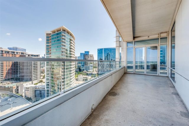 2430 Victory Park Lane 1809, Dallas, TX 75219