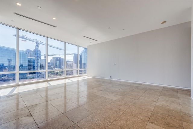 2430 Victory Park Lane 1809, Dallas, TX 75219