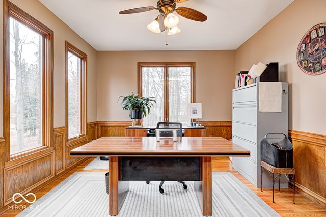 12214 Ridgeside Road, Indianapolis, IN 46256