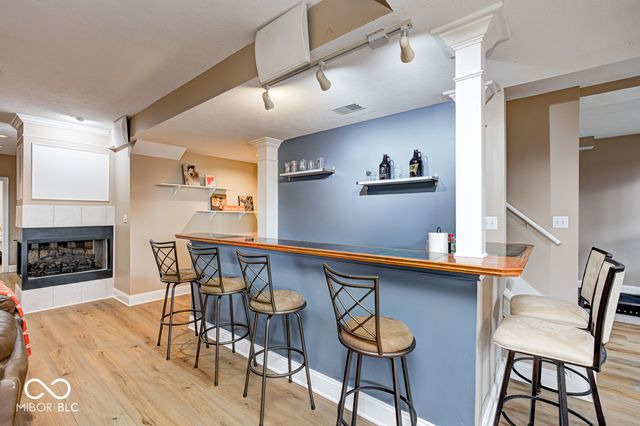 12214 Ridgeside Road, Indianapolis, IN 46256