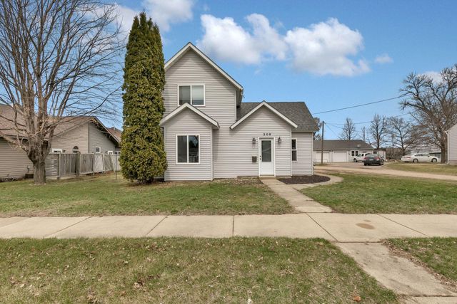 209 E James Street, Paynesville, MN 56362