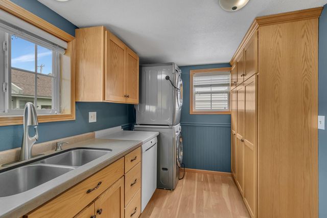 209 E James Street, Paynesville, MN 56362