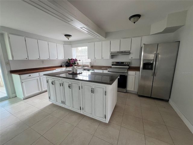 117 S ATLAS DRIVE, Apopka, FL 32703