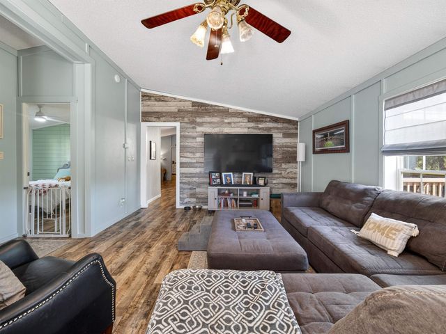107 Lakeview Drive, Inman, SC 29349