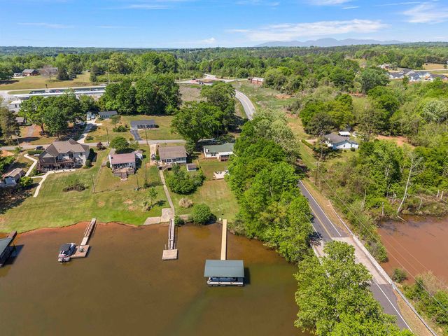 107 Lakeview Drive, Inman, SC 29349