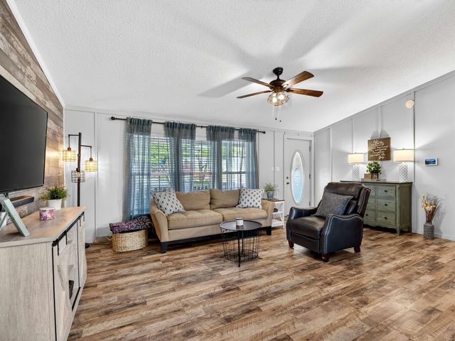 107 Lakeview Drive, Inman, SC 29349
