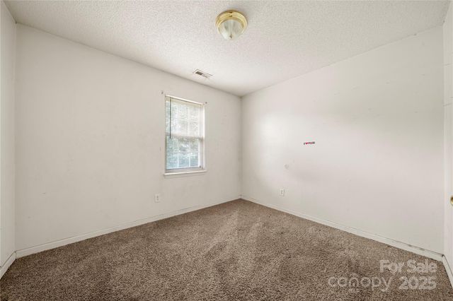 4033 Lakota Court, Charlotte, NC 28269