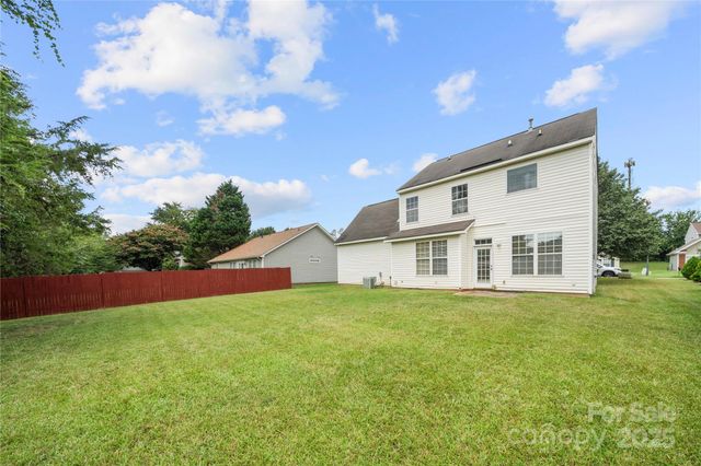 4033 Lakota Court, Charlotte, NC 28269