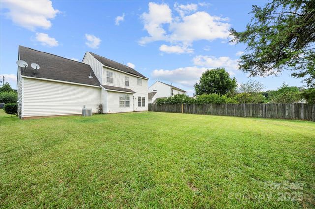 4033 Lakota Court, Charlotte, NC 28269