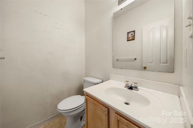 4033 Lakota Court, Charlotte, NC 28269
