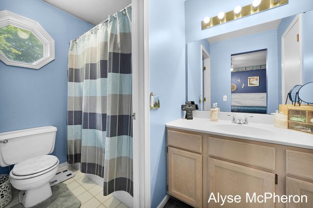 3240 Sunrise Street SE, Grand Rapids, MI 49508