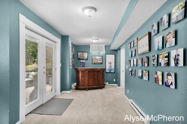 3240 Sunrise Street SE, Grand Rapids, MI 49508