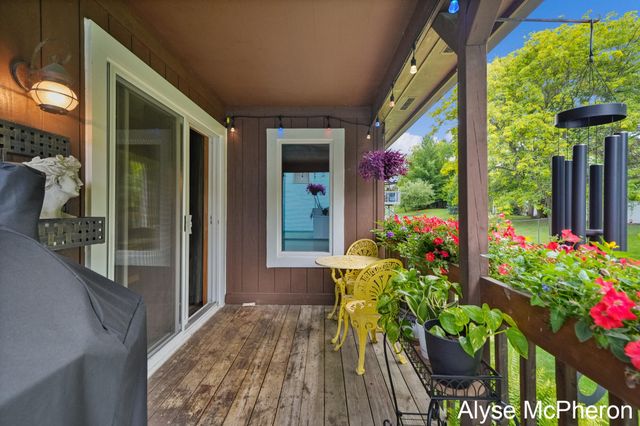 3240 Sunrise Street SE, Grand Rapids, MI 49508
