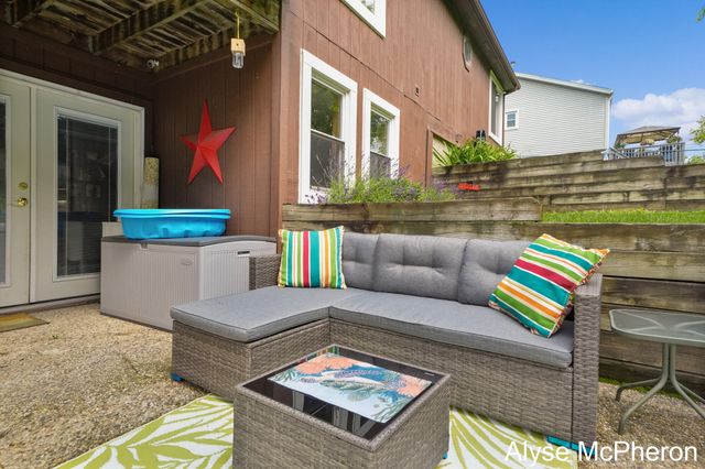 3240 Sunrise Street SE, Grand Rapids, MI 49508