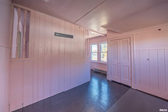 804 W MEADOWS Place, Peoria, IL 61604