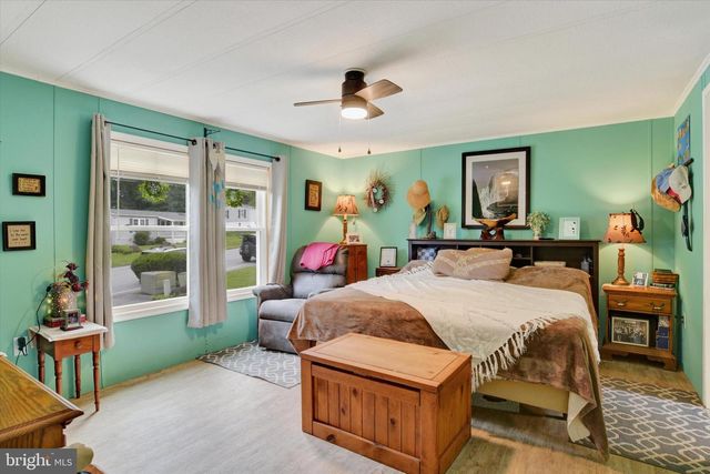 314 MAPLE AVE, Manheim, PA 17545