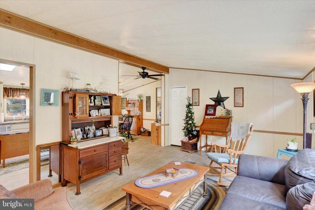314 MAPLE AVE, Manheim, PA 17545