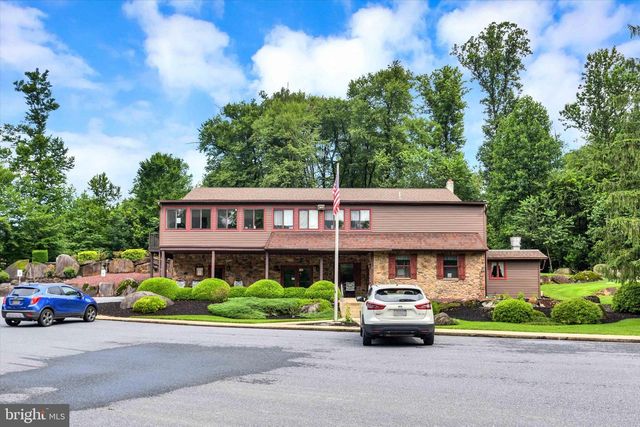 314 MAPLE AVE, Manheim, PA 17545