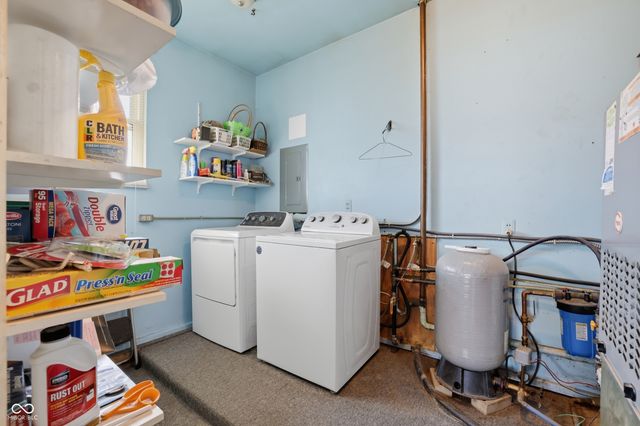 5539 W Us Highway 52, New Palestine, IN 46163