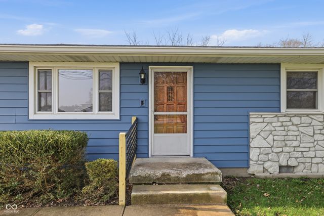 5539 W Us Highway 52, New Palestine, IN 46163