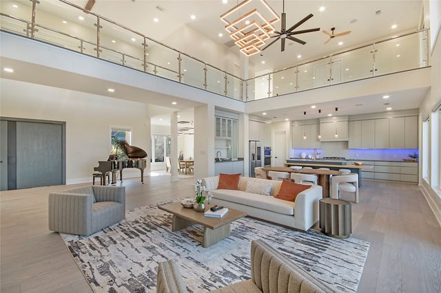 100 Old Vineyard Lane, Heath, TX 75032