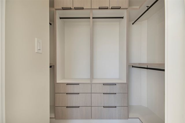 100 Old Vineyard Lane, Heath, TX 75032