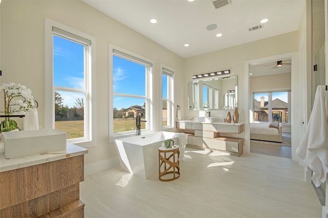 100 Old Vineyard Lane, Heath, TX 75032