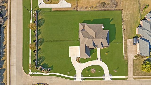 100 Old Vineyard Lane, Heath, TX 75032