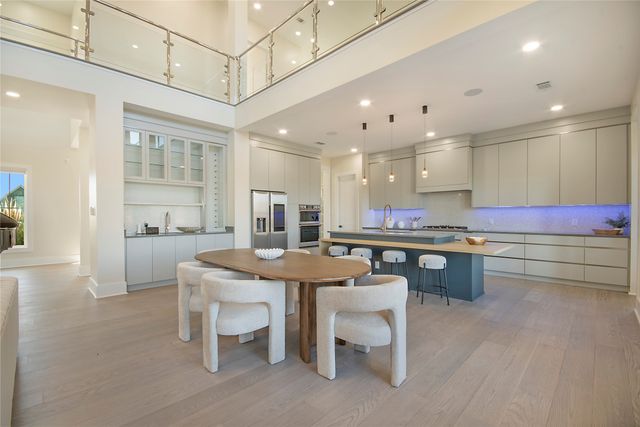 100 Old Vineyard Lane, Heath, TX 75032