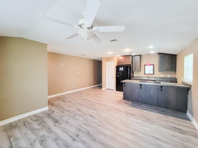 3401 Delhi A, Houston, TX 77022