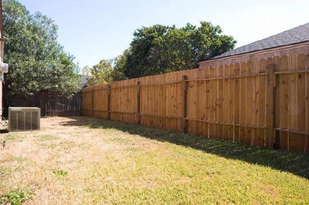 12903 Avenida Vaquero Street, Houston, TX 77077