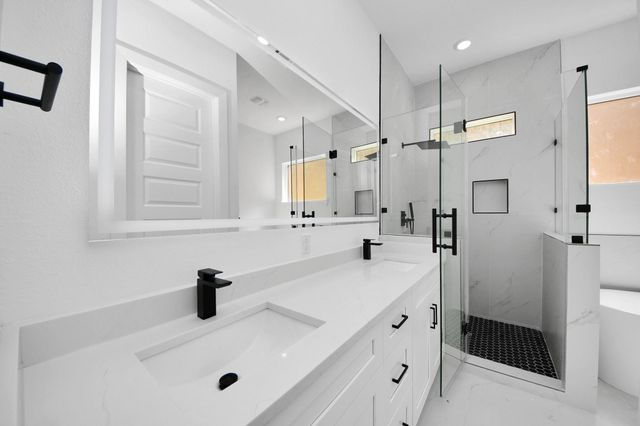 3310 Hardy Street, Houston, TX 77009