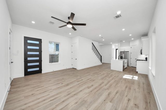 3310 Hardy Street, Houston, TX 77009