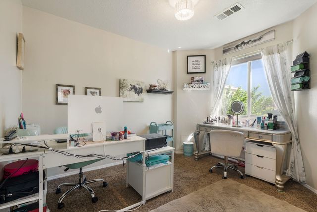 2185 High Desert Circle NE, Rio Rancho, NM 87144