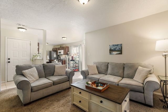 2185 High Desert Circle NE, Rio Rancho, NM 87144