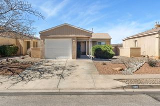 2185 High Desert Circle NE, Rio Rancho, NM 87144