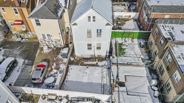 3076 Lasalle Avenue, Bronx, NY 10461