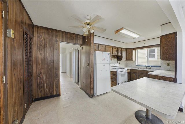 3076 Lasalle Avenue, Bronx, NY 10461