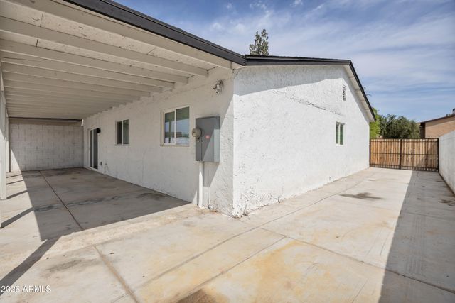 5046 N 41st Drive, Phoenix, AZ 85019