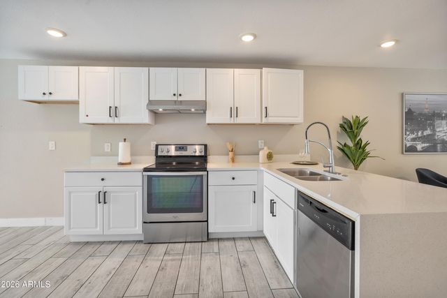 5046 N 41st Drive, Phoenix, AZ 85019