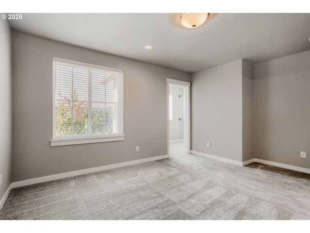 4196 Se CENTURY Blvd, Hillsboro, OR 97123
