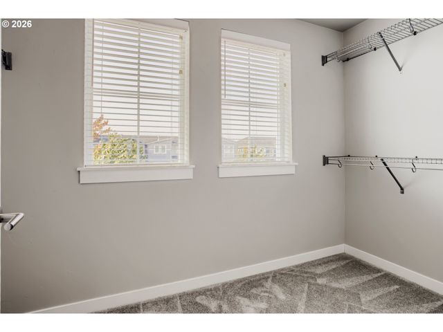 4196 Se CENTURY Blvd, Hillsboro, OR 97123