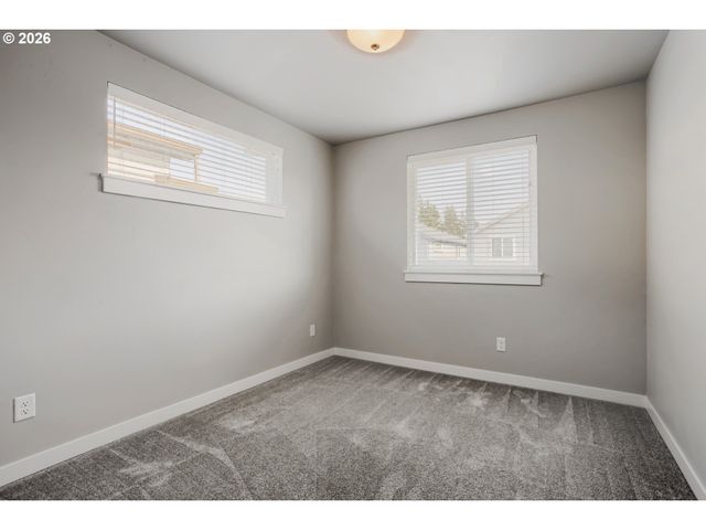 4196 Se CENTURY Blvd, Hillsboro, OR 97123