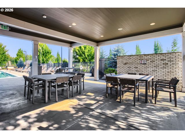 4196 Se CENTURY Blvd, Hillsboro, OR 97123