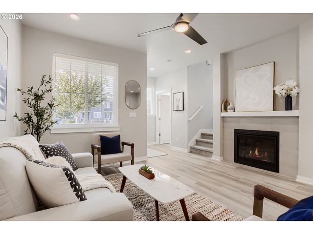 4196 Se CENTURY Blvd, Hillsboro, OR 97123