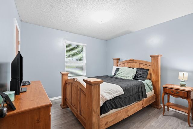 8 Oak Forest Drive, Maumelle, AR 72113
