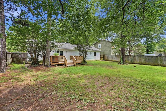 8 Oak Forest Drive, Maumelle, AR 72113