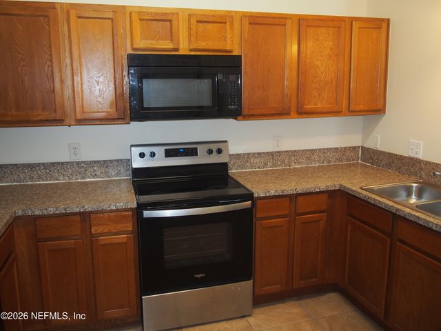 7920 MERRILL Road 1101, Jacksonville, FL 32277