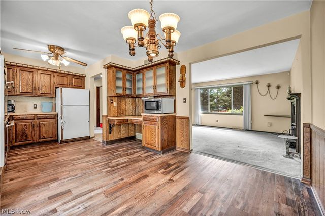 3446 Niles Carver Road, Mineral Ridge, OH 44440